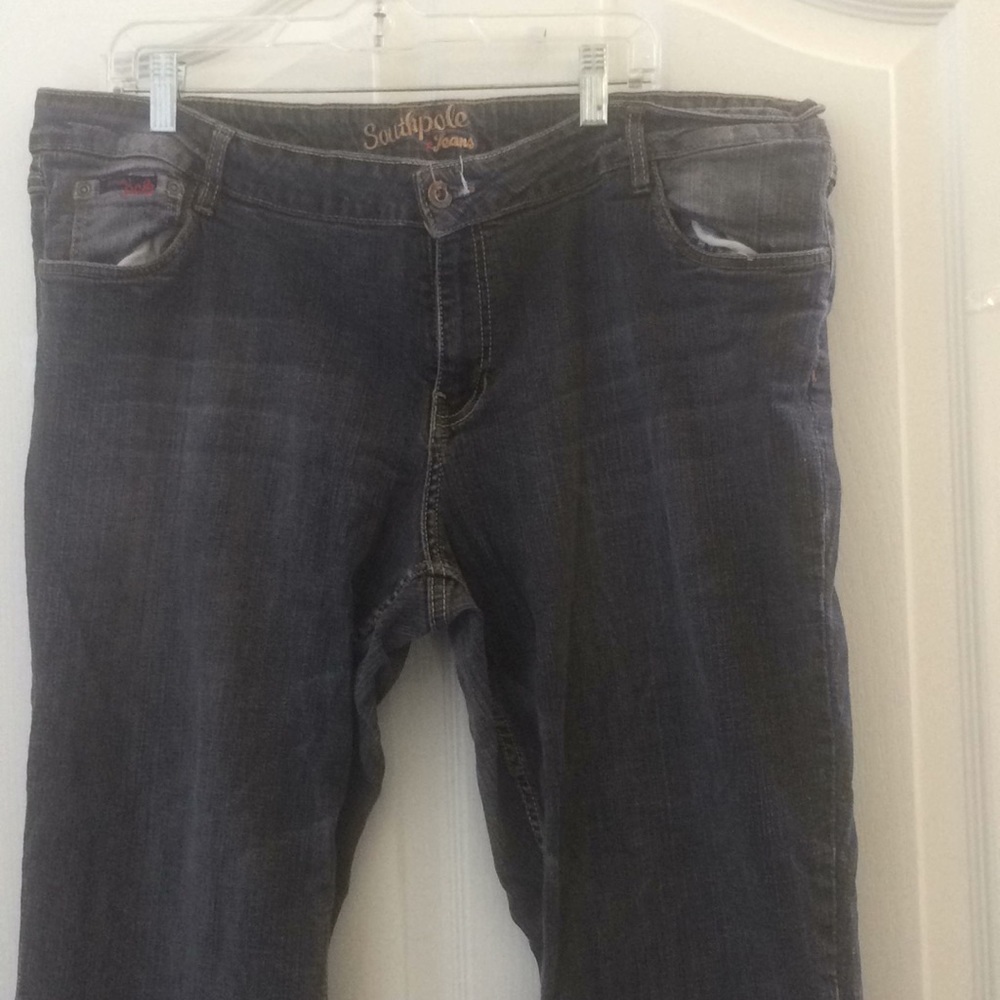 FINAL MARKDOWN 𝅺Ladies South Pole Jeans 24